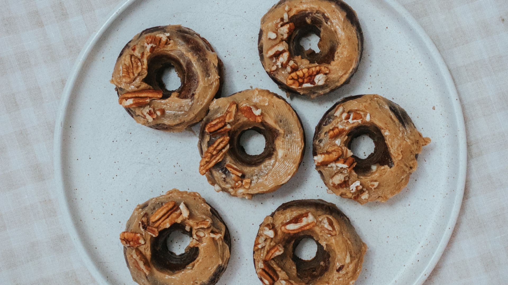 Maple & Pecan Vanilla Protein Donuts