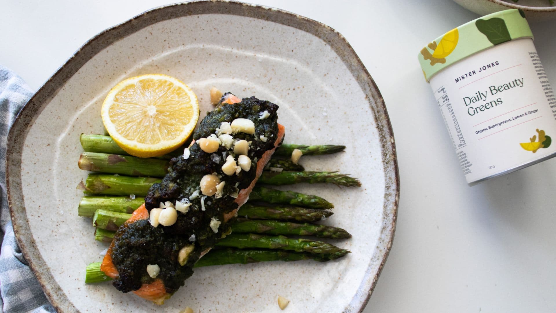 Salmon with Supergreen Macadamia Pesto